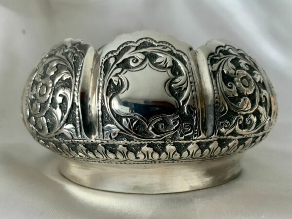Schale, Antike Silberschale Indien (1) - .900 Silber, Silber - Indien - Anfang des 20. Jahrhunderts