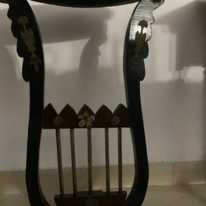 Möbel (1) - Mahagoni - Ende des 19. Jahrhunderts
