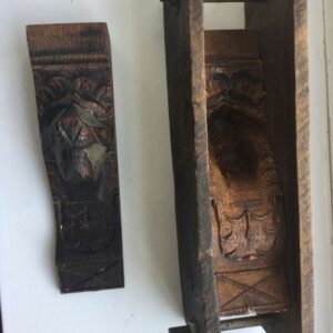 Antike Löwenkopfform für Möbel; Schrank / Konsole mit Löwenkopf zur Herstellung von Gipsabgüssen (1) - Neoklassizistisch - Eichenholz, Gips, Kupfer - 19. Jahrhundert