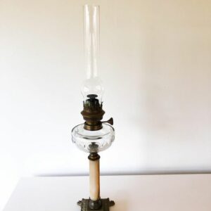 Französische antike Öllampe mit Messingmarmorsockel - Glas, Marmor, Messing - Ende des 19. Jahrhunderts