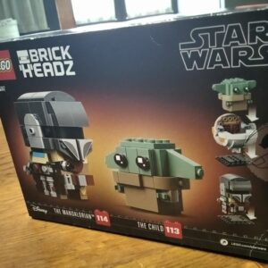 LEGO - 75317 - Brickheads Mandalorian + Child + Star Wars sets + Raindeer Elf