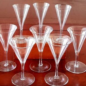 Kelchgläser oder Pfeifenstiele - Glas, 8