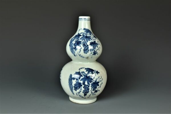 Vase (1) - Blau und weiß - Porzellan - China - 19. - 20. Jahrhundert