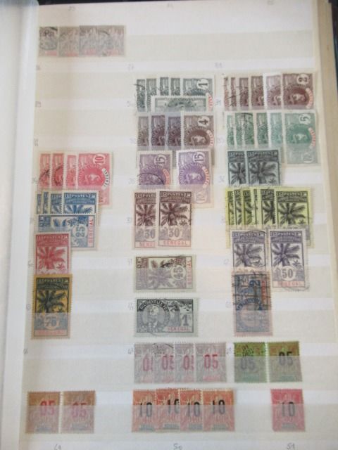 Französische Kolonien - Significant collection of stamps, Volume 4.