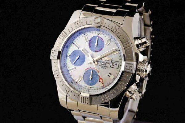 Breitling - Avenger II Chronograph Chronometer Dial with Mother of Pearl Special Edition - A13381 - Herren - 2011-heute