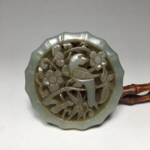 Anhänger (1) - Nephrit-Jade - Chinese Nephrite Handmade Hollow Carved Pendant - China - Ende des 20. Jahrhunderts