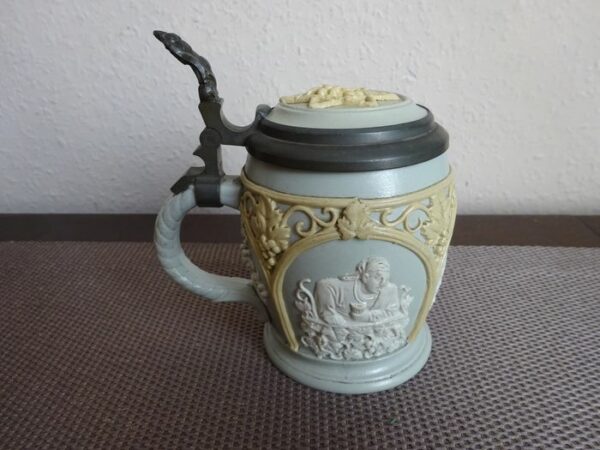 Villeroy & Boch, Mettlach - 1/4l Krug - Porzellan