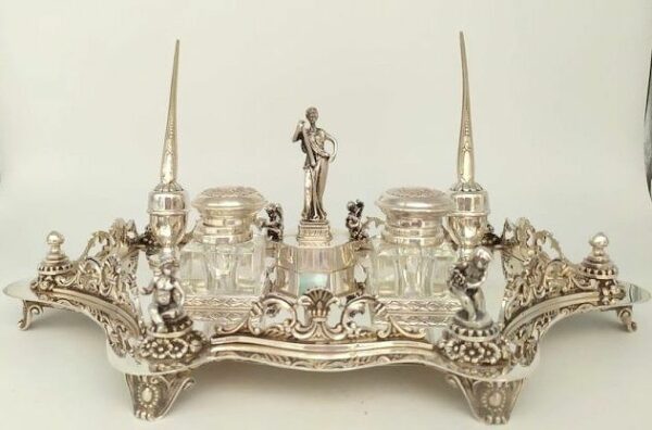 Luxuriöses figürliches Tintenfass-Schreibtischset mit römischer Göttin und Putten - .925 Silber, Kristall - Portugal - Erste Hälfte des 20. Jahrhunderts