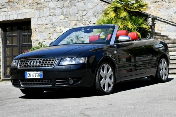 Audi - S4 Cabriolet 4.2 V8 Quattro - 2004