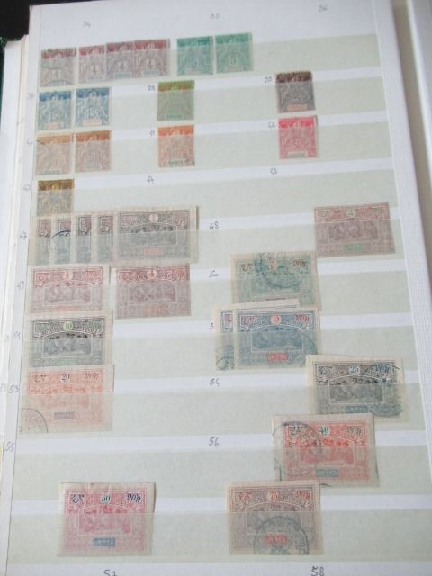 Französische Kolonien - Significant collection of stamps, Volume 2.