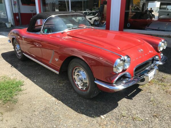 Chevrolet - Corvette C1 327 CI - 1962