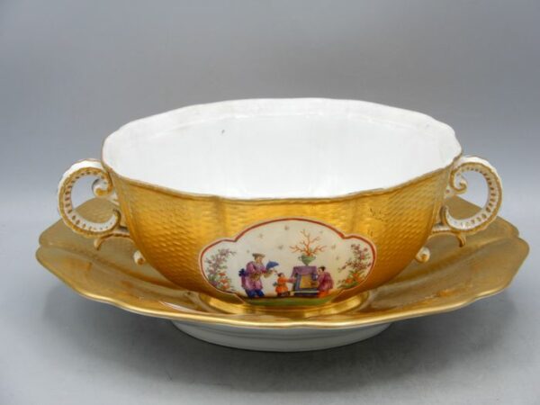 Ecuelle im Wiener Stil, dekoriert mit Gold- und Chinoiserie-Emails - Porzellan
