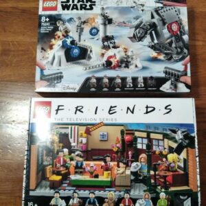 LEGO - 75241 + 21391 - Friends Central Perk + Echo Base Defense