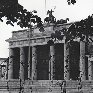 Hubertus Hierl (1940-) - Das Brandenburger Tor - Mauer und Stacheldraht, 1967