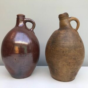 Ölkrüge (2) - Steingut, Steinzeug / Keramik