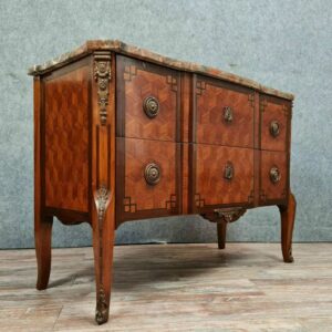 Kommode, Übergangsstil (Louis XV / XVI) - Bronze (vergoldet), Holz, Rosenholz, Marmor, Tulpenholz, Intarsien, geschwärztes Holz - Zweite Hälfte des 19. Jahrhunderts