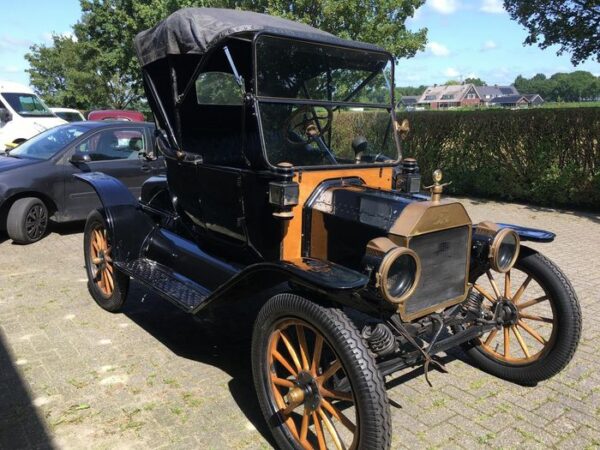 Ford USA - Model T Runabout - 1914