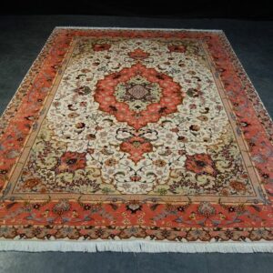 Teppich, Täbriz Iran 200 x 292 cm - Wool and Silk on Cotton - Zweite Hälfte des 20. Jahrhunderts