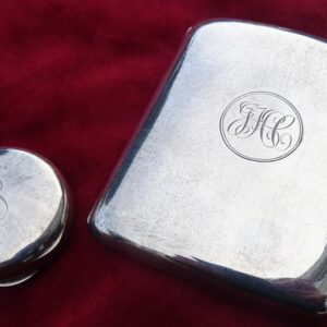 Silber 1. Klasse Zigarettenetui und Pillendose aus den Jahren 1914 und 1911 (2) - .925 Silber - England - Anfang des 20. Jahrhunderts